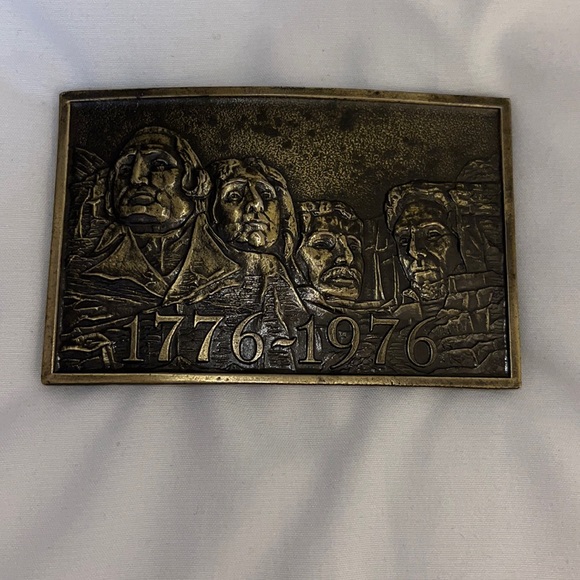 1975 Lewis Buckle Co Bicentennial Belt Buckle - Picture 1 of 5